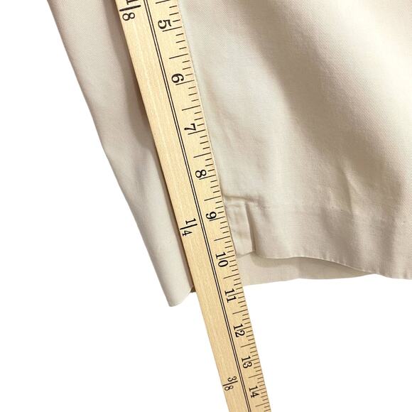 Talbots Chino Shorts Women's Size 8 Khaki Stretch Flat Front Pocket Casual - Picture 7 of 8